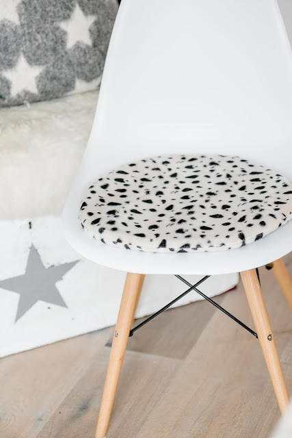 Eames Chair cushion, Sitzkissen für Eames, Etsyshop Pomponetti Interior