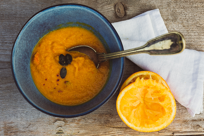 Wintervibes mit Karotten- Ingwer- Suppe, Pomponetti, veganes Rezept 