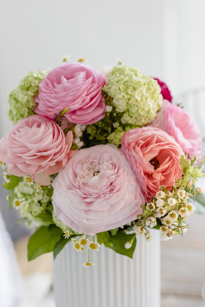 Ranunculus bouquet , Pomponetti