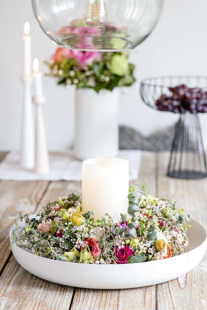 Flower wreath, Pomponetti