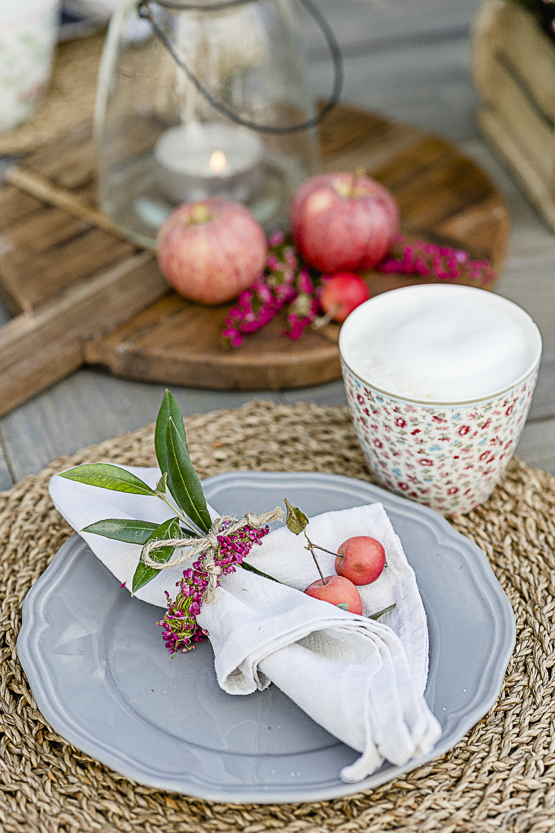 Serviettenringe aus Erika für den Herbsttisch, Pomponetti